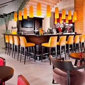 מלון Courtyard By Marriott Center